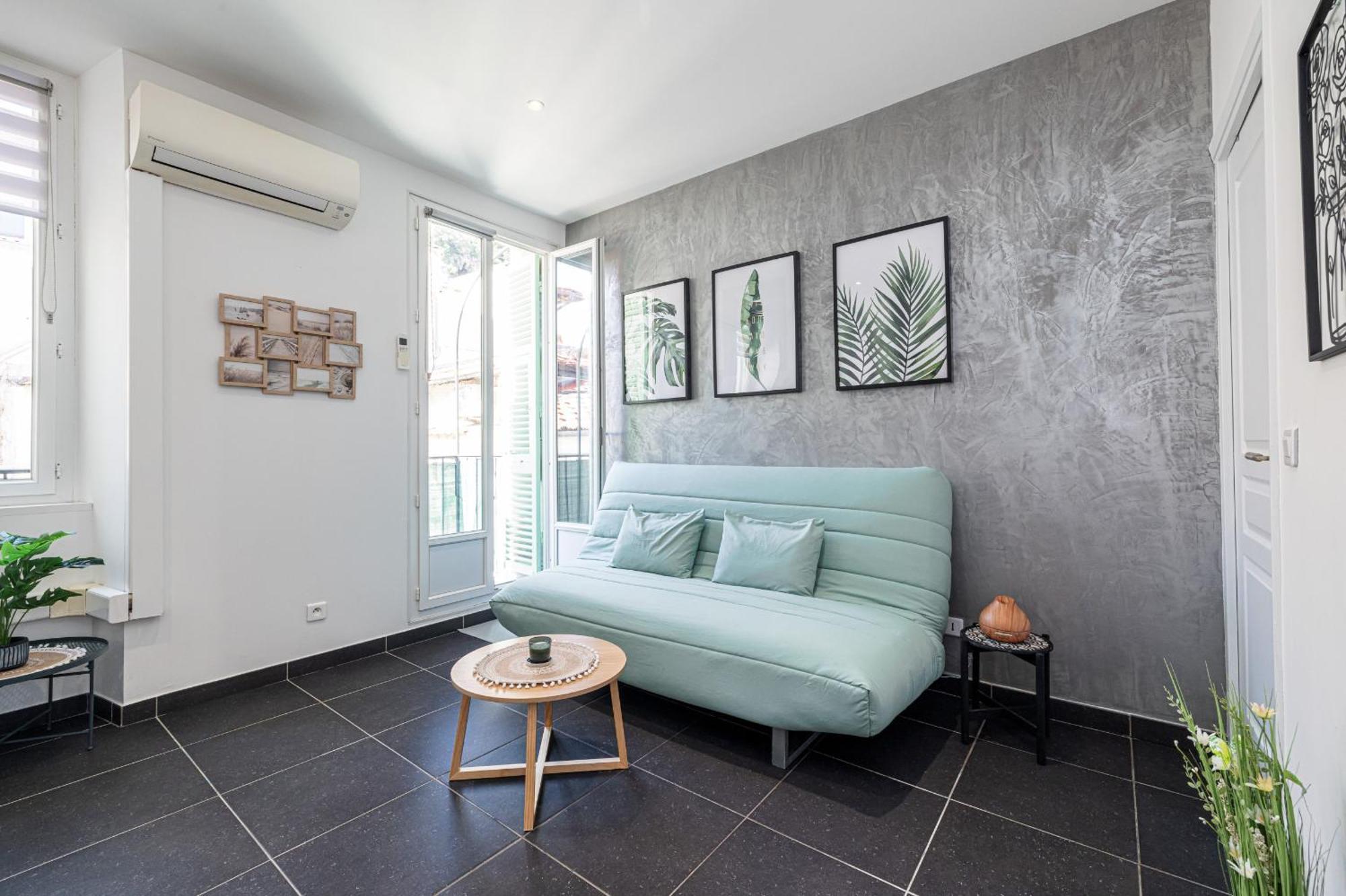 Large & Quiet 1 Bdr At Port *